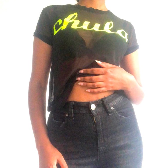 Occasion see through “chums” simple t shirt. Size S. - Picture 3 of 3